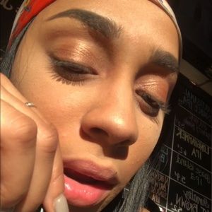 Meet your Posher, Jeslin